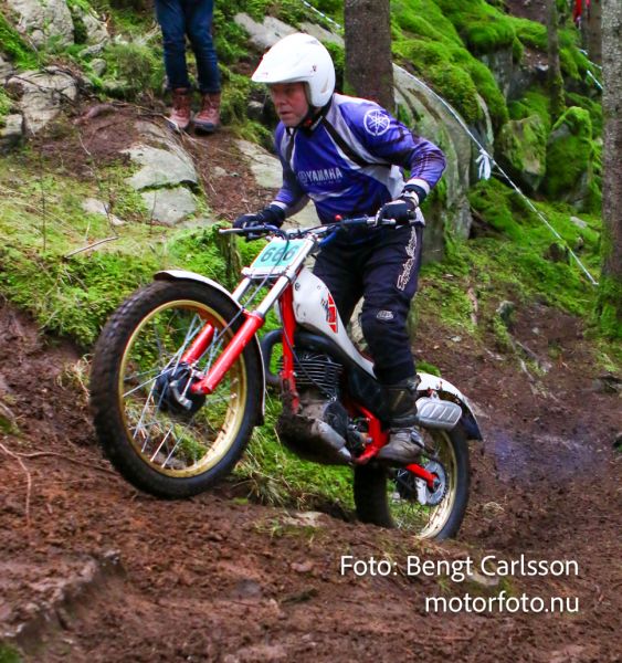 Preload previous image